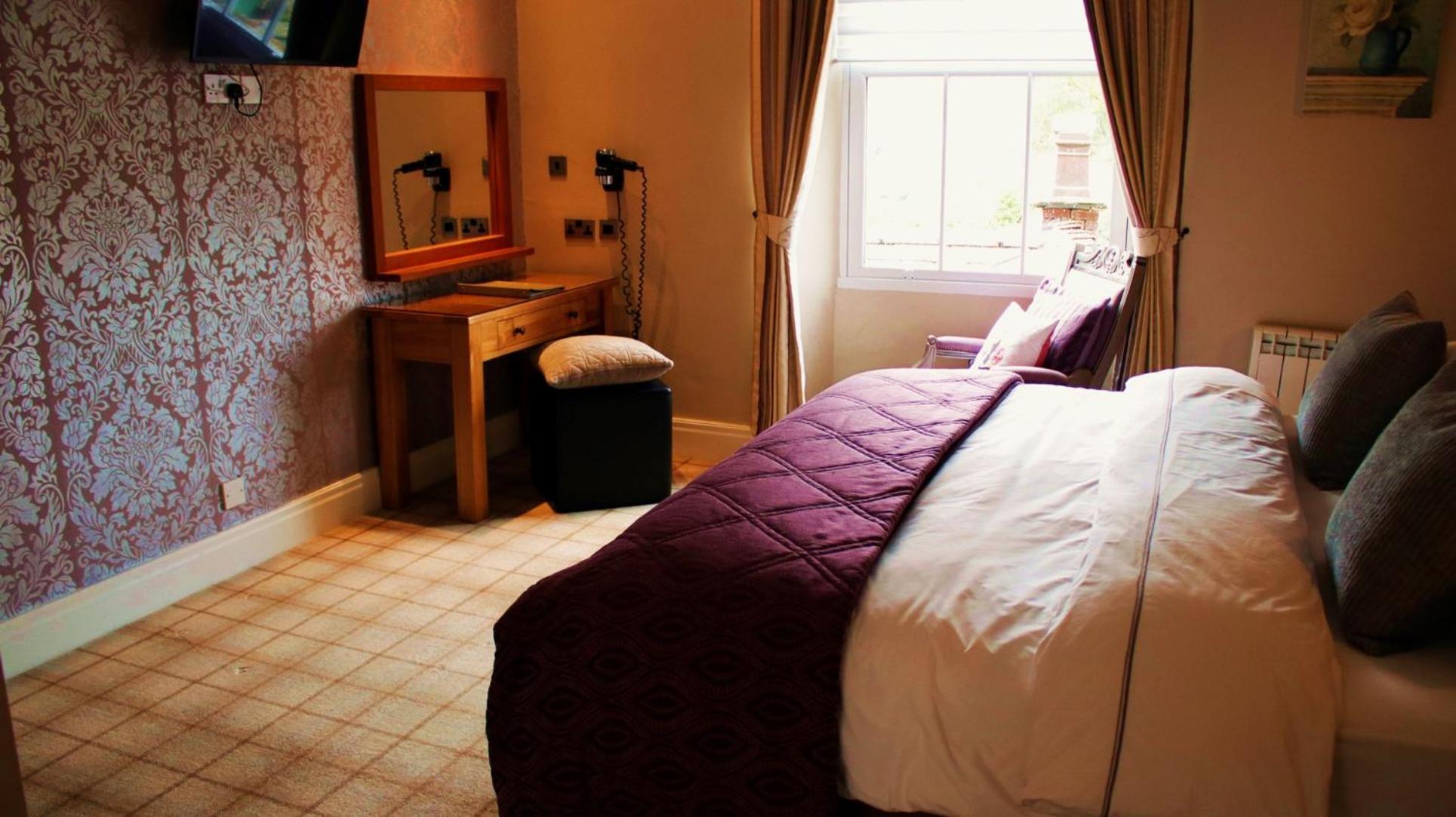 Bowness Bay Suites (Adults Only) Екстер'єр фото