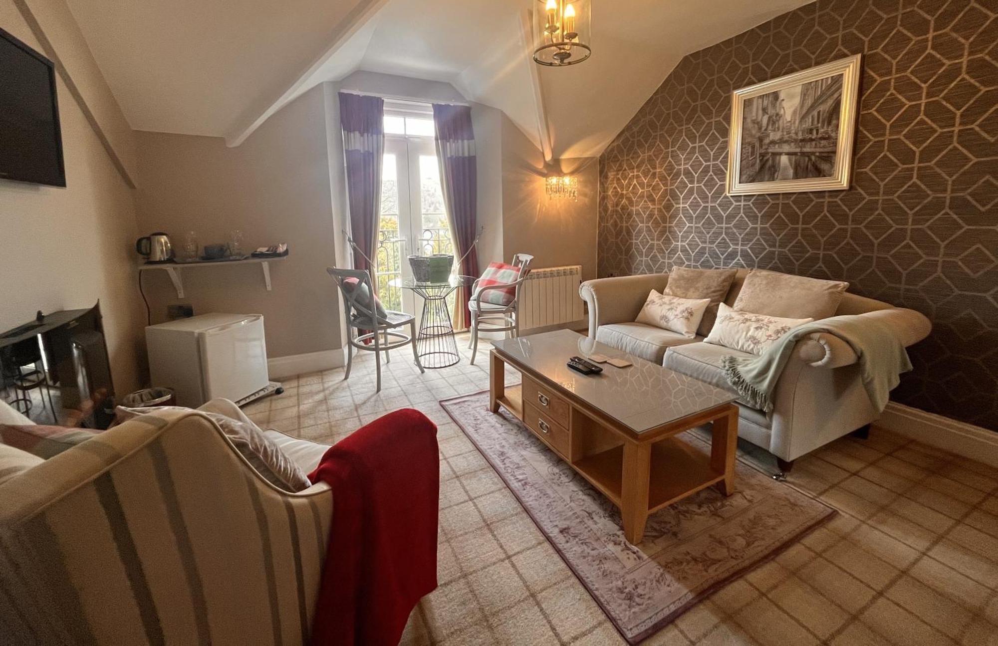 Bowness Bay Suites (Adults Only) Екстер'єр фото