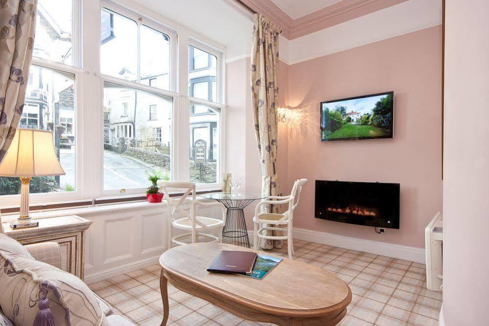 Bowness Bay Suites (Adults Only) Екстер'єр фото