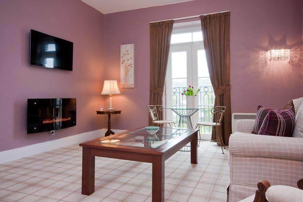 Bowness Bay Suites (Adults Only) Екстер'єр фото