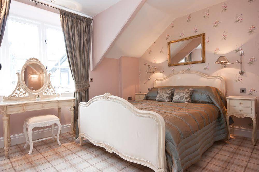 Bowness Bay Suites (Adults Only) Екстер'єр фото