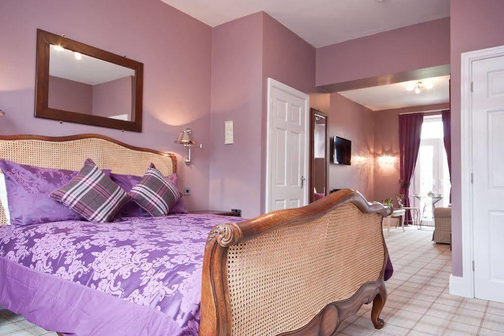 Bowness Bay Suites (Adults Only) Екстер'єр фото